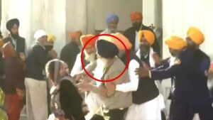 674fdfd7e4f9d-sukhbir-singh-badal-shiromani-akali-dal-golden-temple-amritsar-045130724-16x97404889559592068687